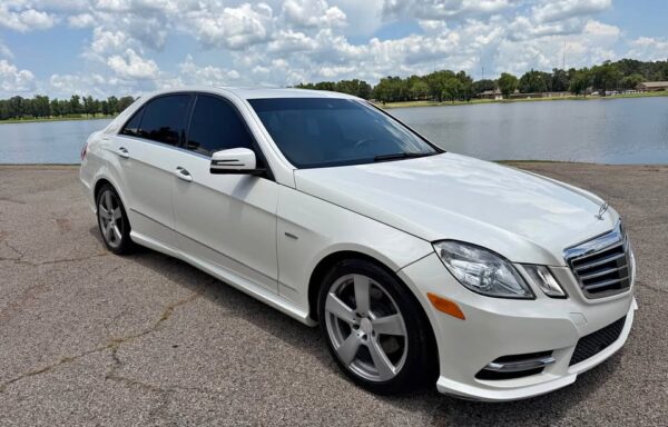 2012 Mercedes-Benz e-class E 350 BlueTEC Sedan 4D